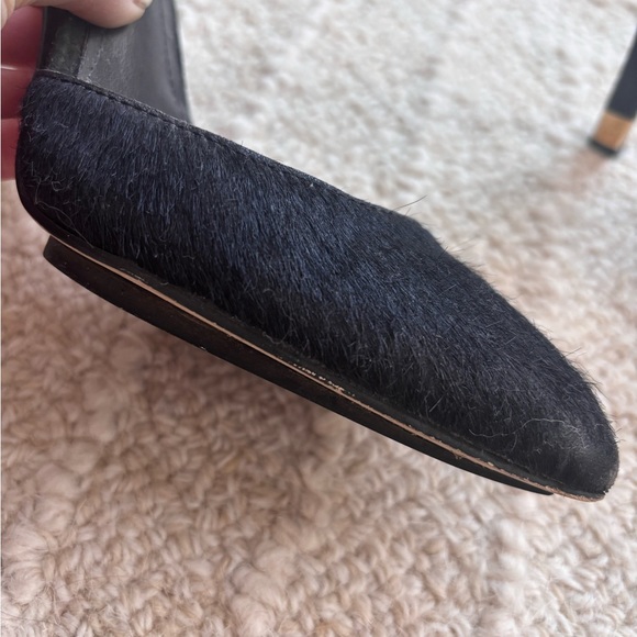 Calvin Klein black stilettos - Picture 2 of 4